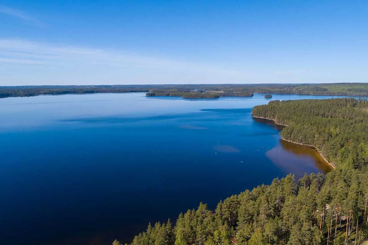 Lauri: järvimaisema
