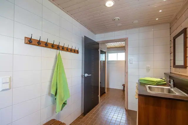 Villa Kukasjärvi: sauna ja pesutilat