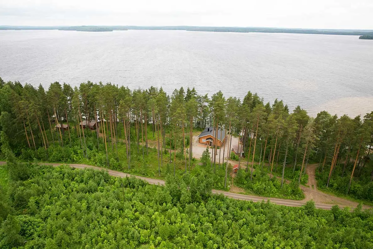 Villa Tuomas: järvimaisema