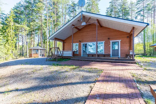 Villa Tuomas ulkoa